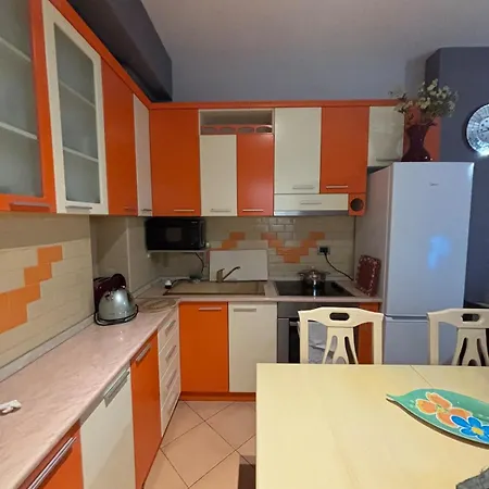Ellie's Sunset Apartment Sarande